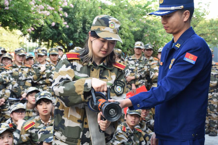 广西艺术学院西校区顺利开展2021级新生消防宣传教育活动