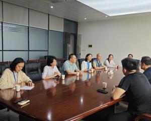 保卫处与心圩街道办及梧桐苑社区召开工作交流座谈会