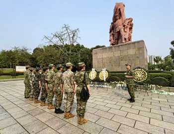 清明祭英烈  薪火永相传  ——广西艺术学院退役大学生社团开展清明缅怀先烈主题活动